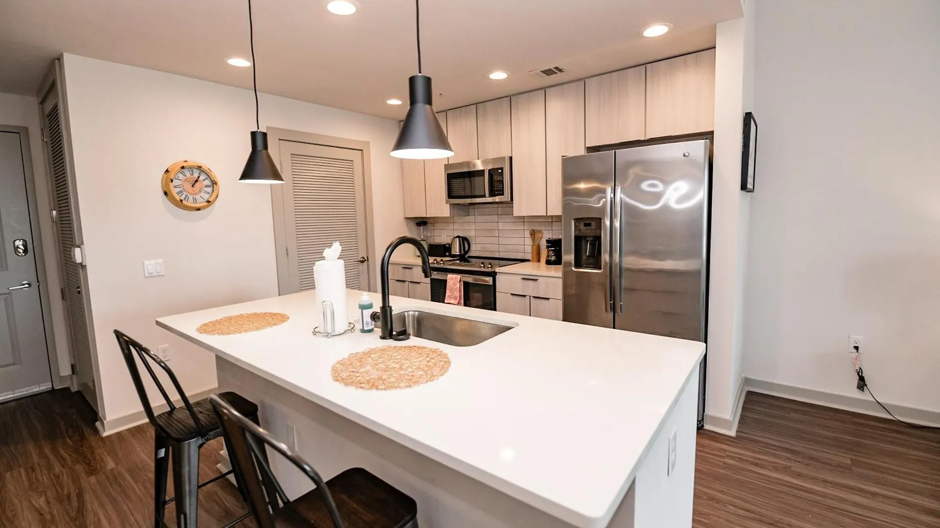 Uptown Furnished Apartments Near Boa Stadium Apts Charlotte USA